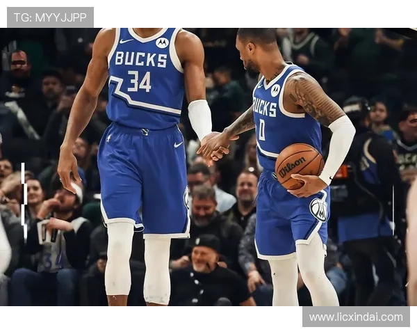 尼克斯与雄鹿交易谈判开启大桥续约后局势变化引关注